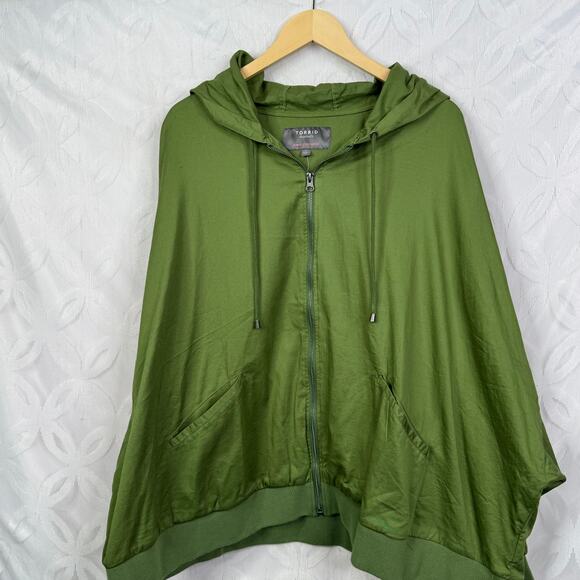 Torrid Green Twill Dolman Zip-Front Anorak Jacket Plus Lightweight Size 4 NWT - Picture 3 of 8